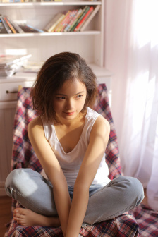 透明比基尼泳衣美女